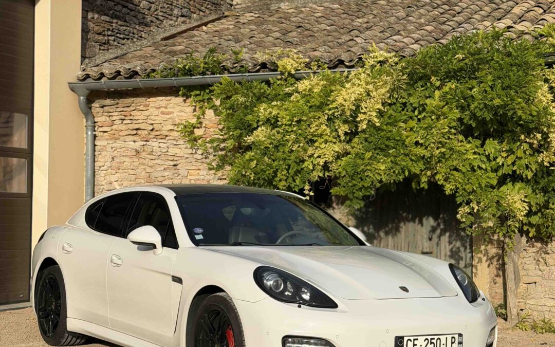 Porsche Panamera 4S